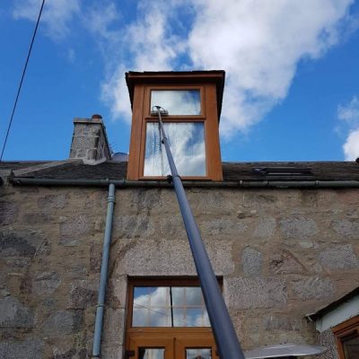 Blue Wave Aberdeen window cleaning high reach